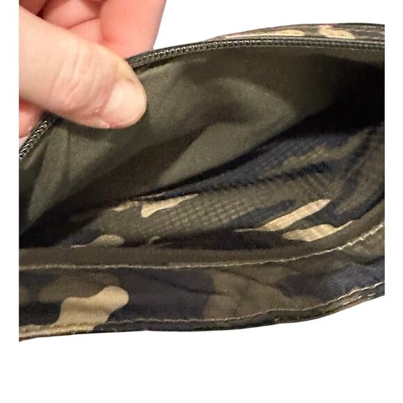 Isaac Mizrahi backpack AND detachable belt bag EUC! - Picture 14 of 15